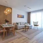 Platan With Lakeview Daire